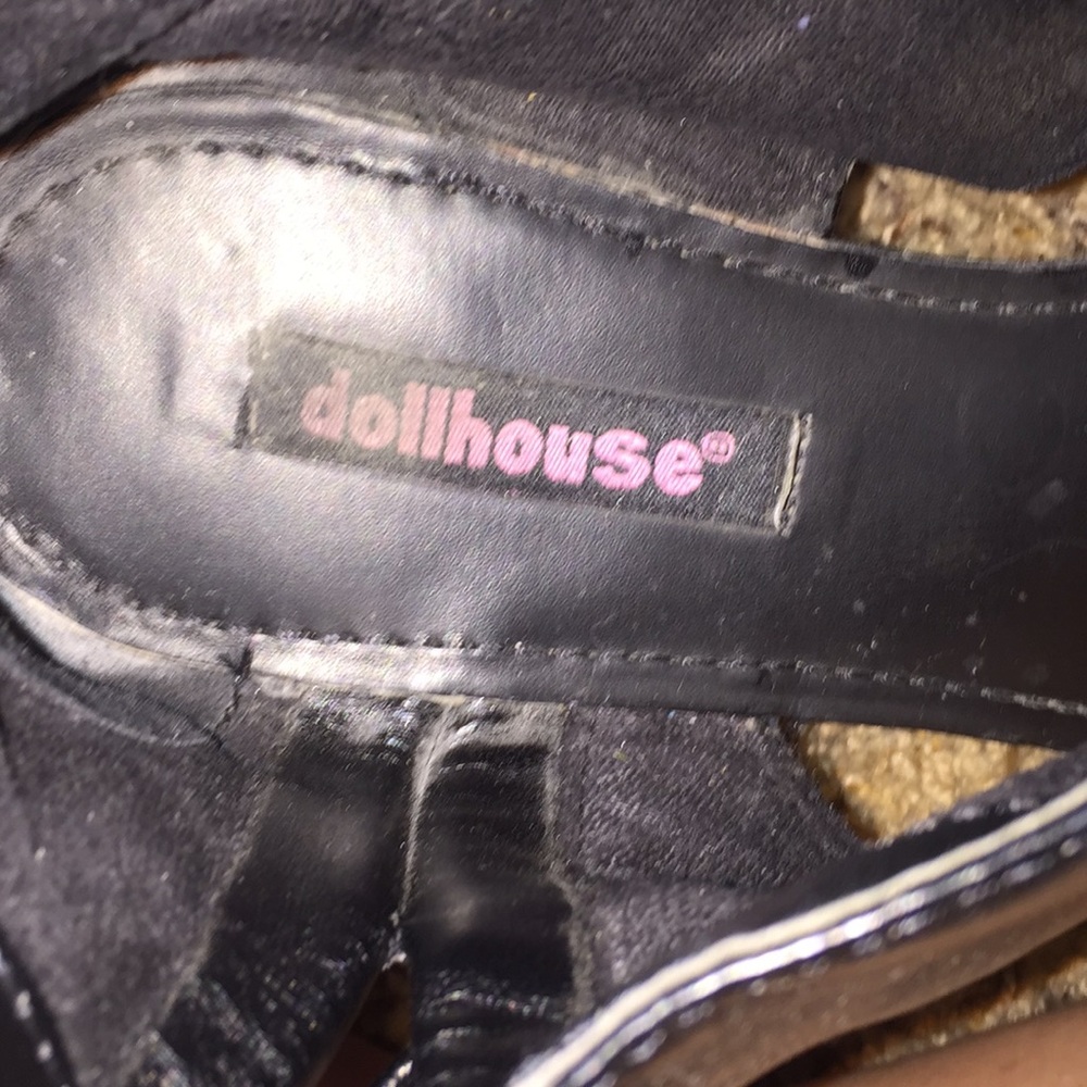 Sandals - Picture 3 of 3